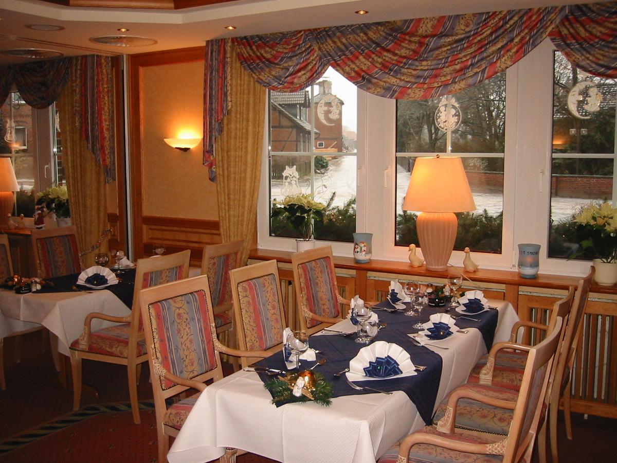 Landhotel Heiner Meyer Wahrenholz エクステリア 写真